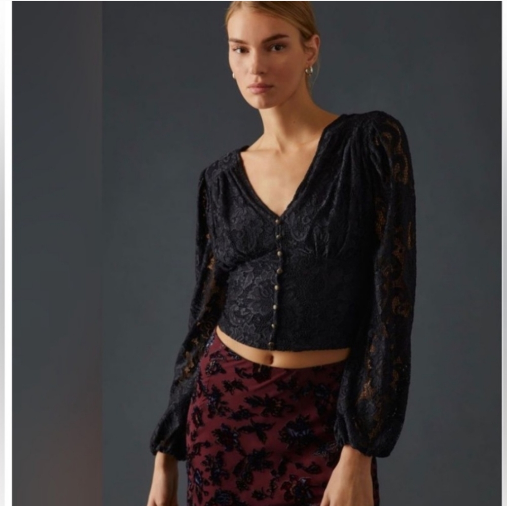 Anthropologie balloon sleeve lace top